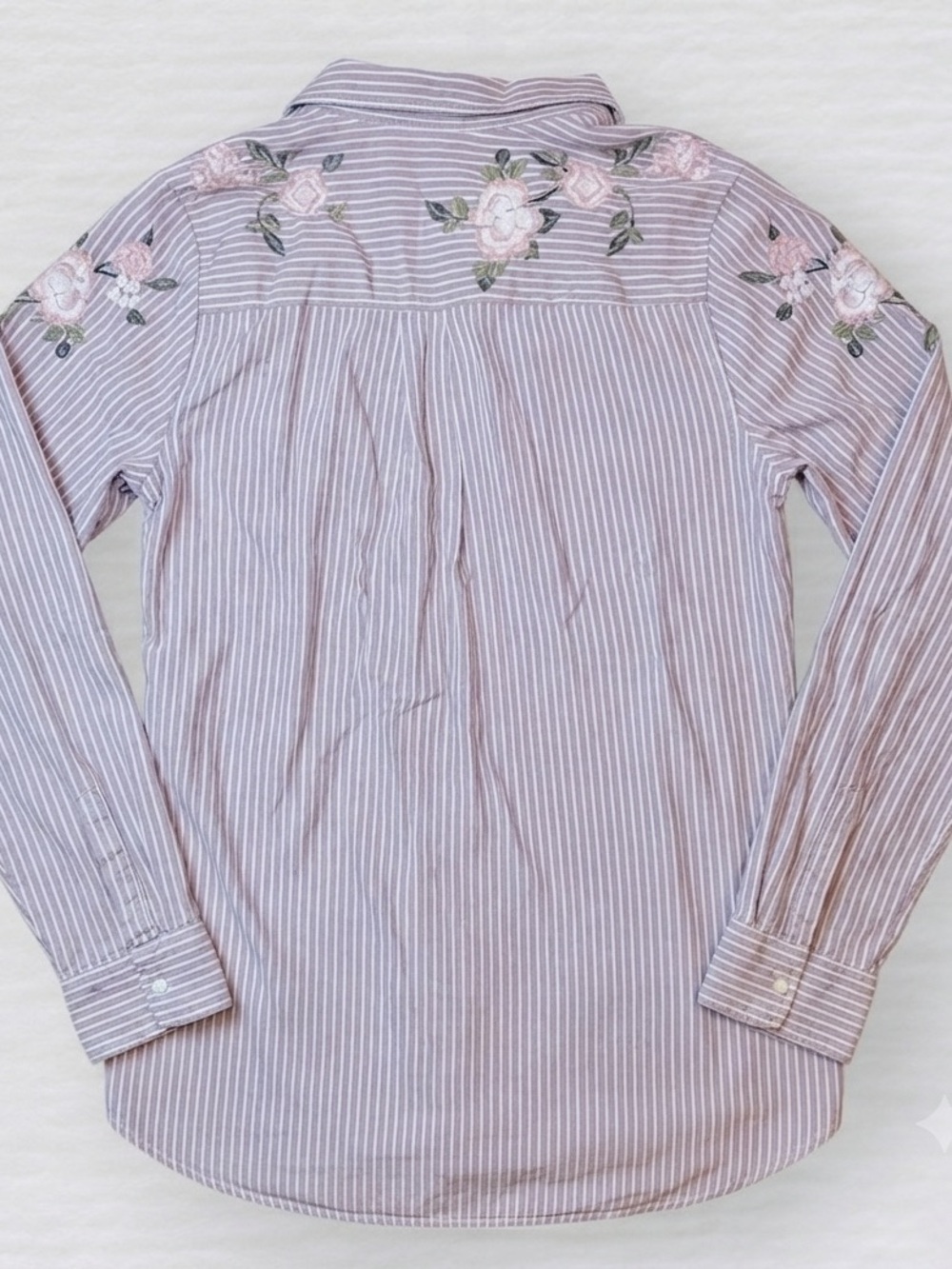 Express Brown and White Striped Button-Down Shirt with Floral Embroidery Sz.M
